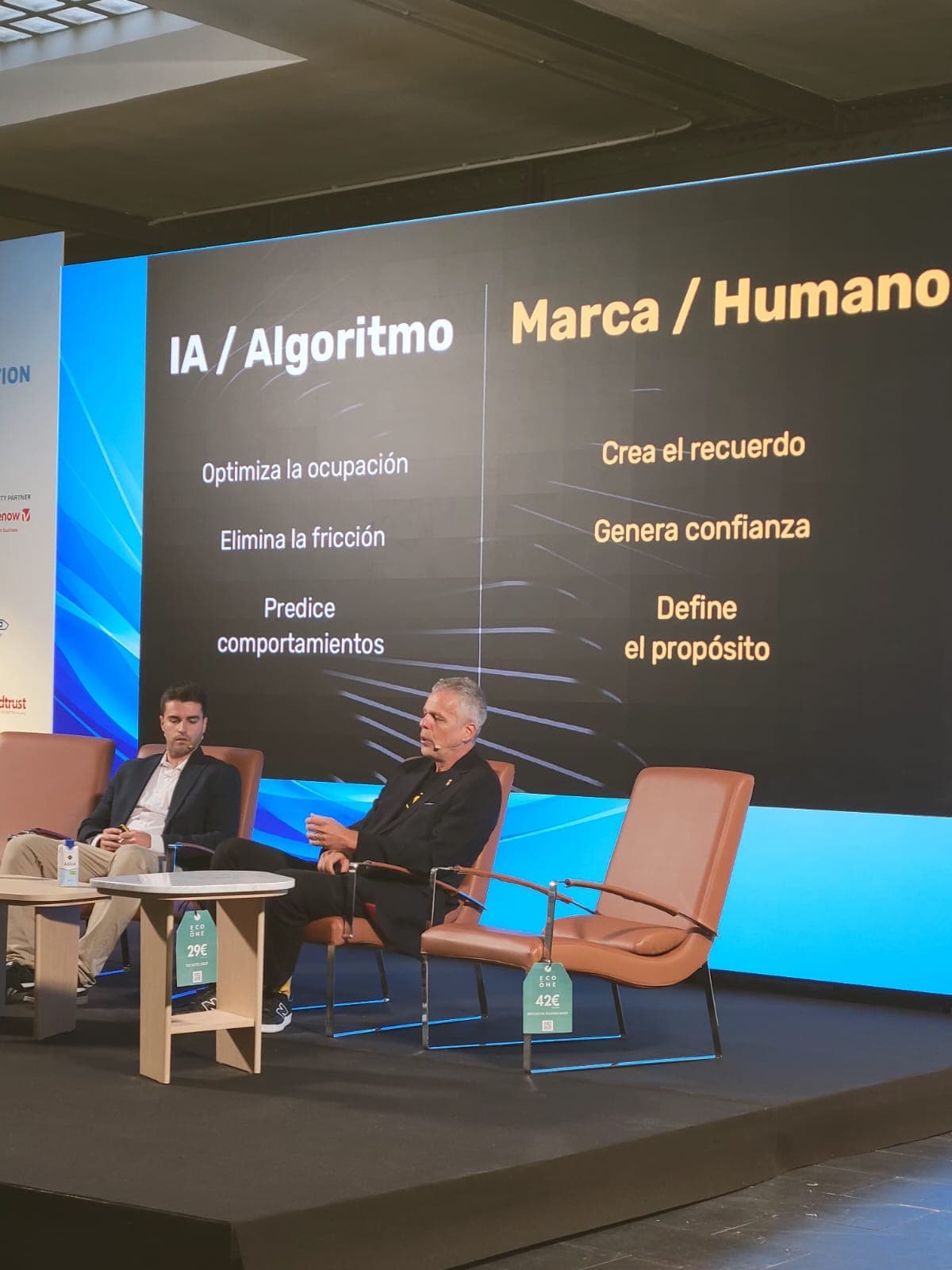 IA/Algoritmo vs Marca/Humano: slide del ITH Innovation Summit 2026