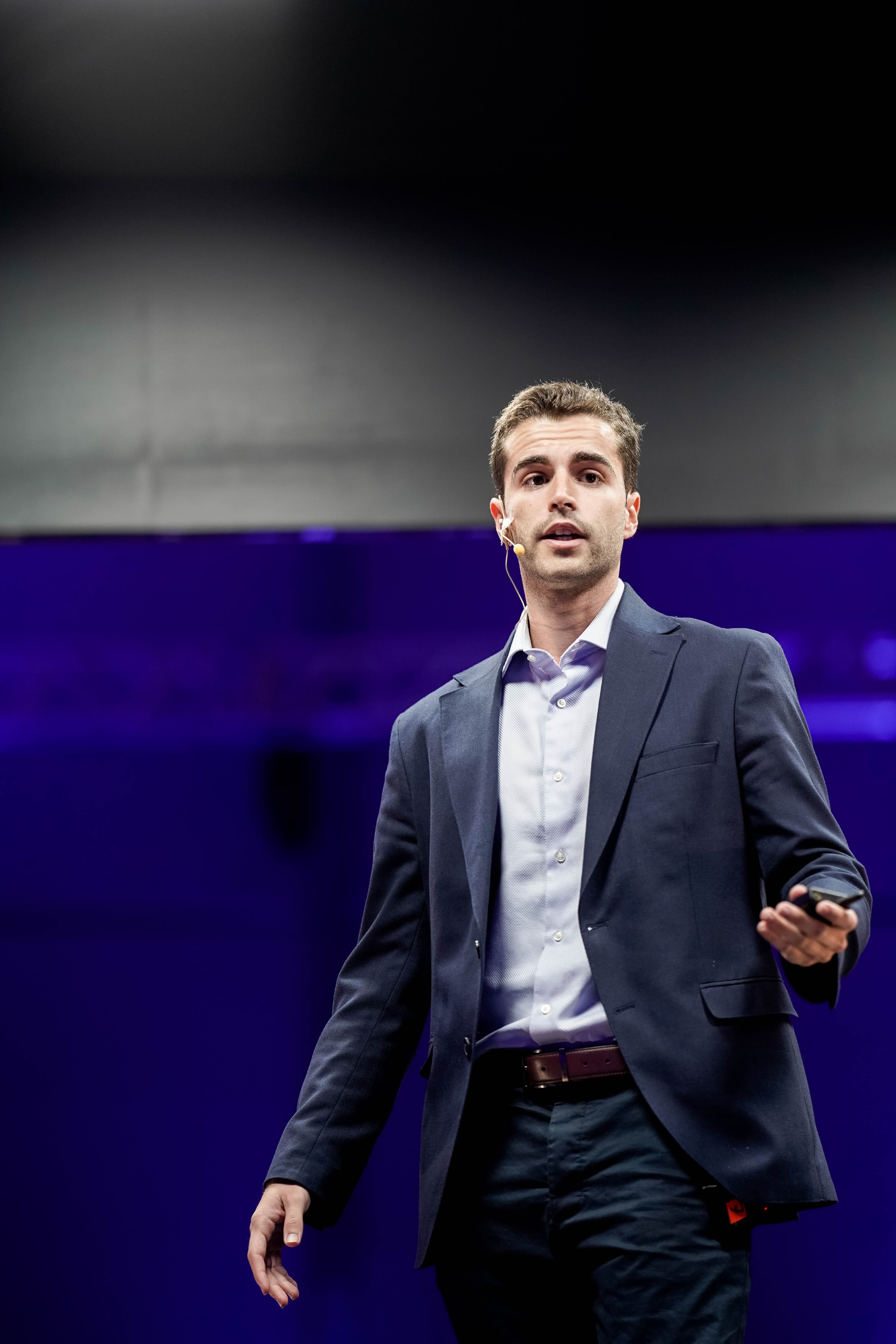 Felipe Stalman en el escenario de ExpoNegocios